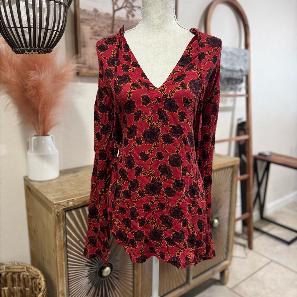 Free People Floral V-Neck Red And Black Women's Top Size Large